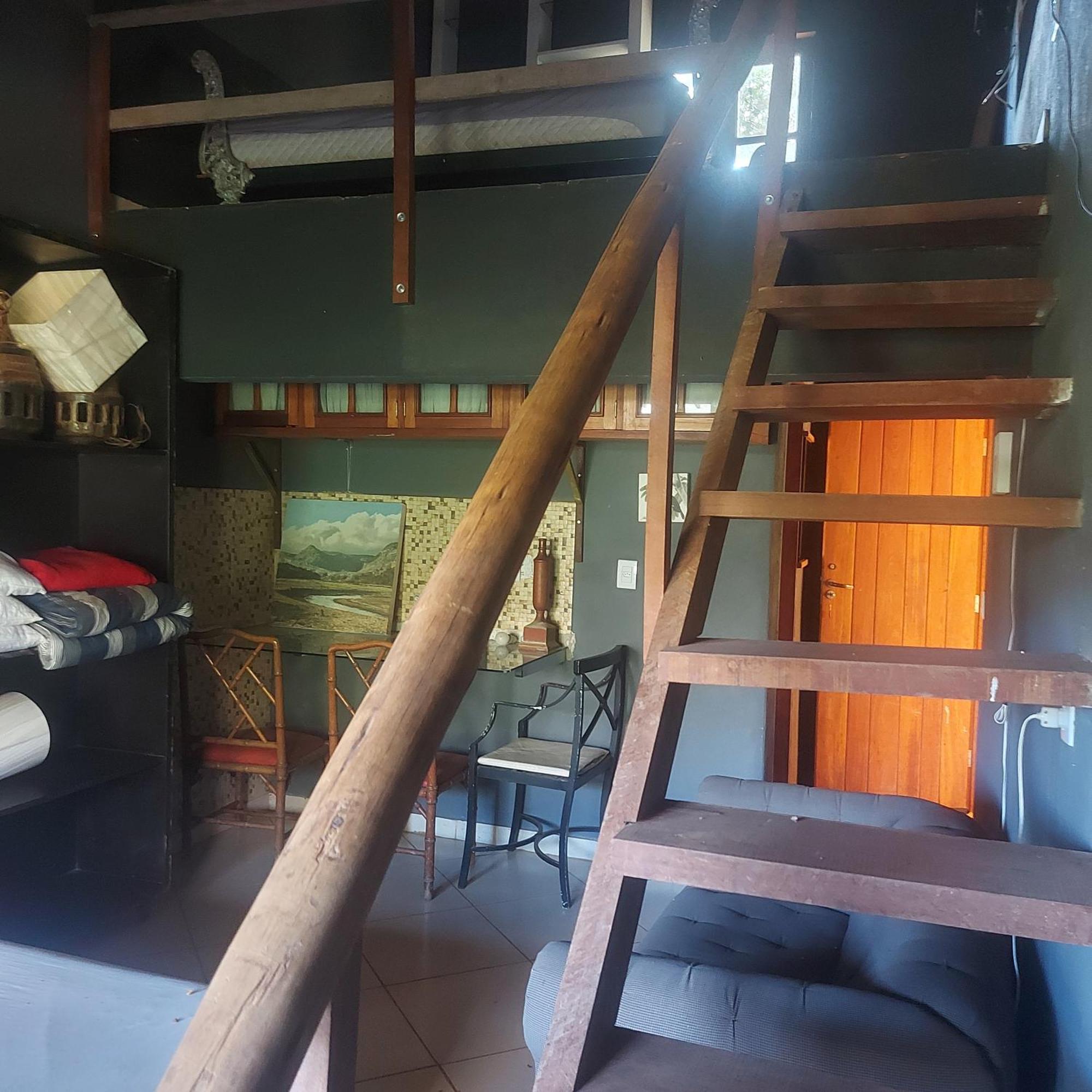 Suítes,Aparts,Chalés e casas da Praia Santana Do Riacho Quarto foto